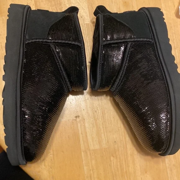 Ugg ultra mini boots - Picture 2 of 7